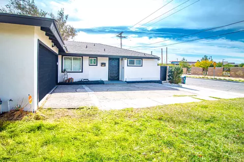 45324 Raysack Ave, Lancaster, CA 93535 photo 4