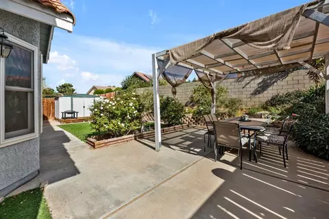 36916 Regency Pl, Palmdale, CA 93552 photo 31