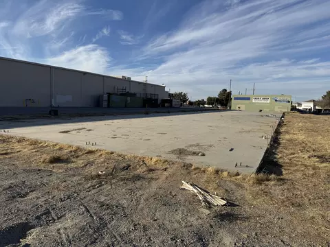 43525 Gadsden Avenue Vic Ave N # K, Lancaster, CA 93534