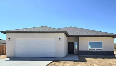 10107 Vista Rd, California City, CA 93505