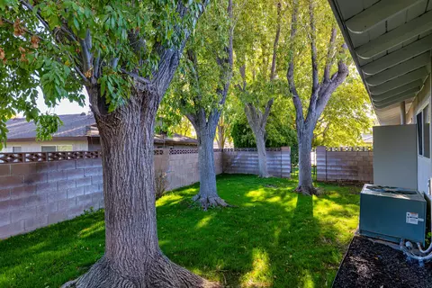 43835 Halcom Ave, Lancaster, CA 93536 photo 46