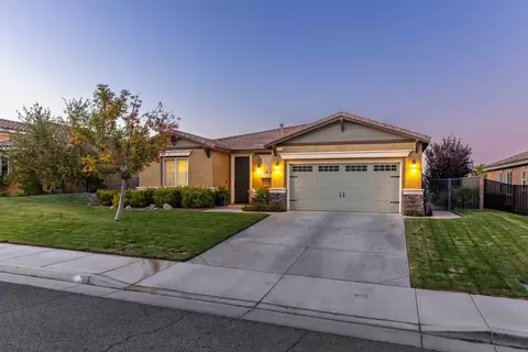 1707 Burmese Pl, Palmdale, CA 93551