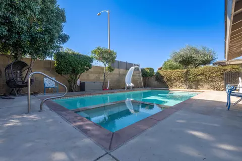 Exterior - 2812 Perfect Pl, Lancaster, CA 93536 photo 3 of 5