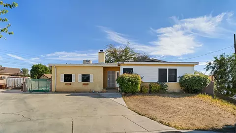 44116 Hardwood Ave, Lancaster, CA 93534