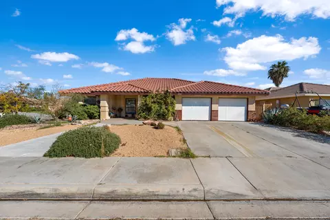 43732 Countryside Dr, Lancaster, CA 93536