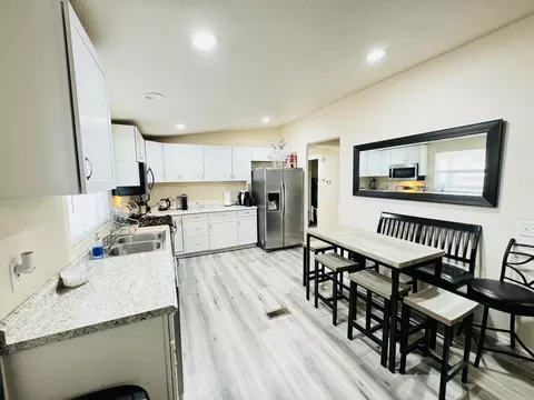 43850 20th St E #137, Lancaster, CA 93535 photo 10
