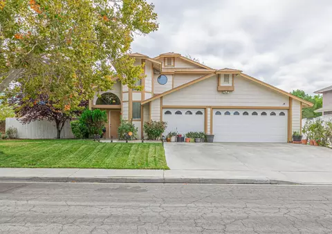1154 Regents St, Lancaster, CA 93534