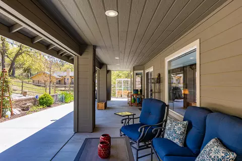 27320 Oakflat Dr, Tehachapi, CA 93561 photo 46