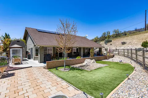 27320 Oakflat Dr, Tehachapi, CA 93561 photo 41