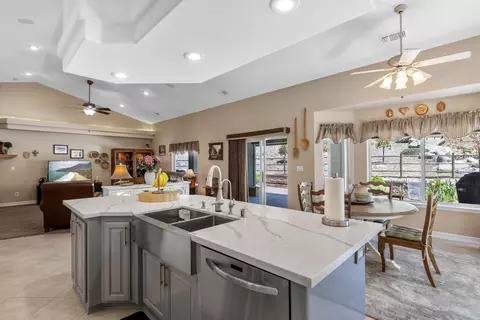 27320 Oakflat Dr, Tehachapi, CA 93561 photo 39
