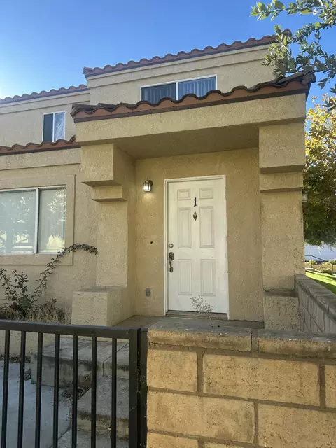 43439 30th St W #1, Lancaster, CA 93536
