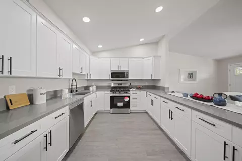 38435 95th St E, Littlerock, CA 93543 photo 10