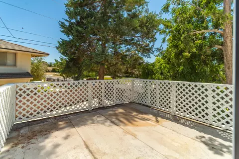 43824 Fenner Ave, Lancaster, CA 93536 photo 30