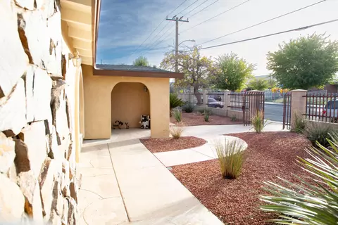 38626 20th St E, Palmdale, CA 93550 photo 7