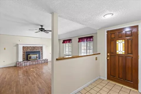 22945 Larkspur Ct, Tehachapi, CA 93561 photo 7