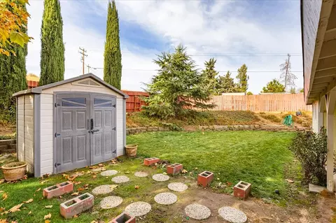 22945 Larkspur Ct, Tehachapi, CA 93561 photo 27