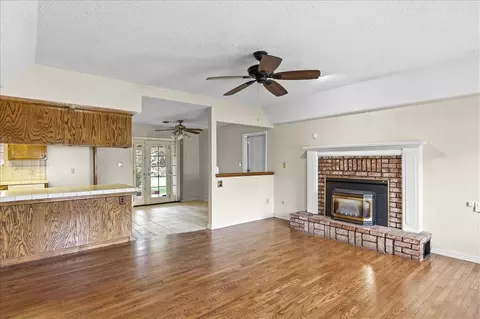 22945 Larkspur Ct, Tehachapi, CA 93561 photo 9