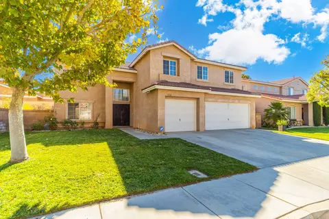 2768 Huston Pl, Lancaster, CA 93536 photo 2