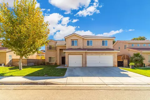 2768 Huston Pl, Lancaster, CA 93536
