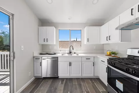 Kitchen - 1904 Ivory Ave, Palmdale, CA 93550 photo 3 of 3