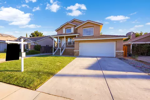 Exterior - 1904 Ivory Ave, Palmdale, CA 93550 photo 3 of 12