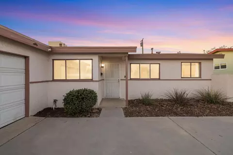 Exterior - 515 Norberry St E, Lancaster, CA 93535 photo 2 of 8