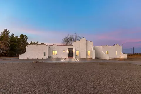 1875 130th St W, Rosamond, CA 93560