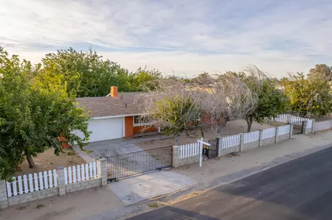 40653 162nd St E, Lancaster, CA 93535