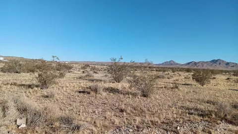 Frontier Road, Helendale, CA 92342 photo 3