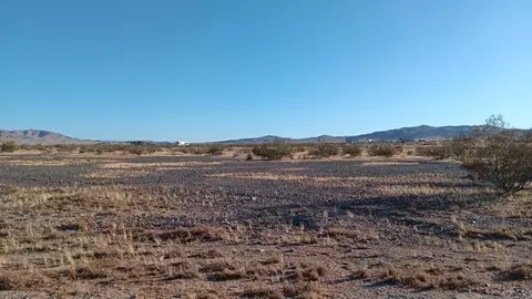 Wagon Wheel Trail, Helendale, CA 92342