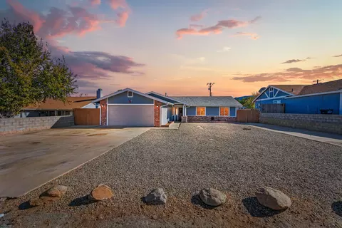 19808 Luana Dr, Tehachapi, CA 93561