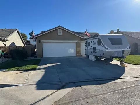 6654 Avenue L4 W, Lancaster, CA 93536