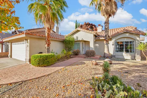 3171 Angeleno Pl, Palmdale, CA 93551