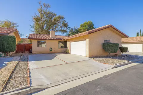 14321 Lear St, Mojave, CA 93501