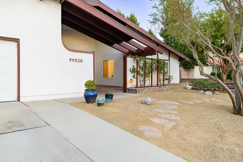 44020 Halcom Ave, Lancaster, CA 93536 photo 2
