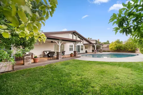 44020 Halcom Ave, Lancaster, CA 93536 photo 32