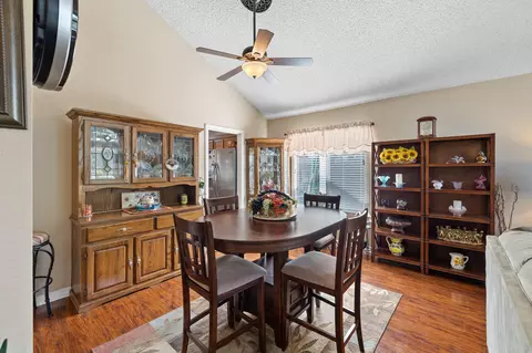 37518 Starcrest St, Palmdale, CA 93550 photo 5
