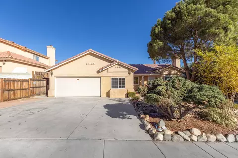 3237 Conestoga Canyon Rd, Palmdale, CA 93550