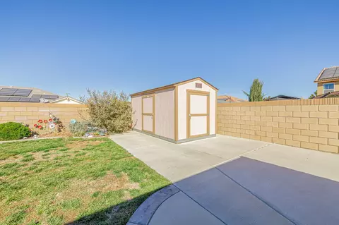 Exterior - 2525 Avenue K4 E, Lancaster, CA 93535 photo 11 of 12