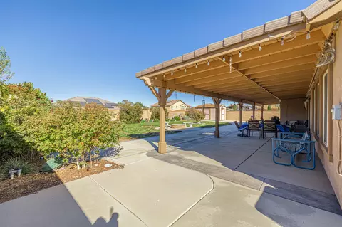Exterior - 2525 Avenue K4 E, Lancaster, CA 93535 photo 4 of 12