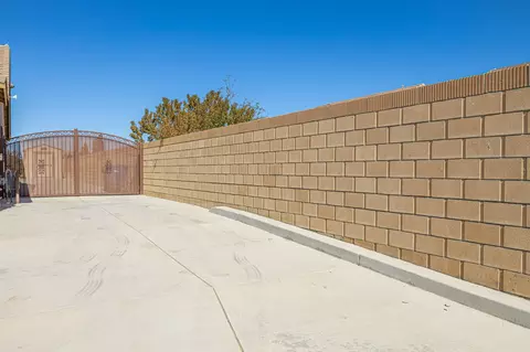 Exterior - 2525 Avenue K4 E, Lancaster, CA 93535 photo 12 of 12