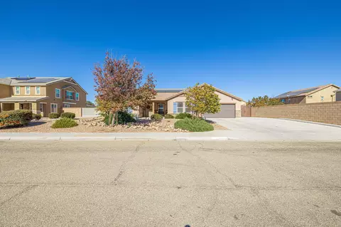 2525 Avenue K4 E, Lancaster, CA 93535
