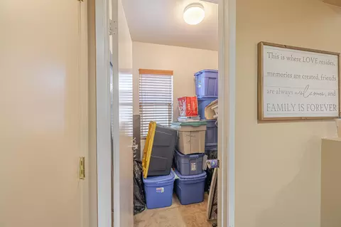 Entry Way - 2525 Avenue K4 E, Lancaster, CA 93535 photo 3 of 4
