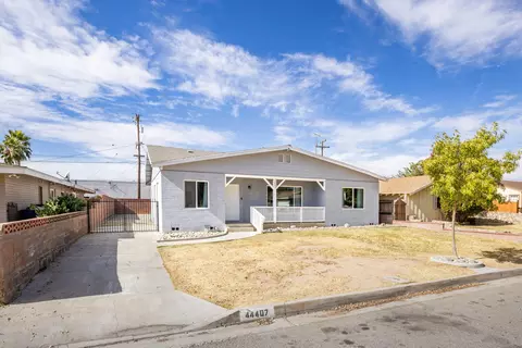 Exterior - 44407 2nd Street E, Lancaster, CA 93535 photo 2 of 3