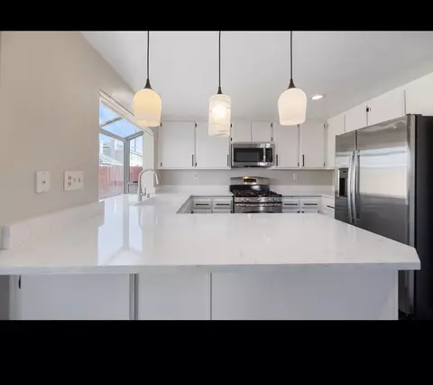 Kitchen - 1829 Milling St E, Lancaster, CA 93535 photo 4 of 4