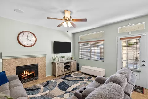 3218 Jonathan Ct, Lancaster, CA 93536 photo 20