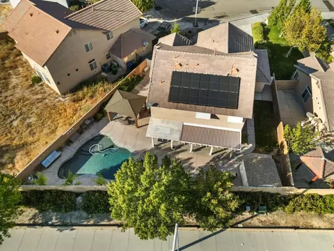 3218 Jonathan Ct, Lancaster, CA 93536 photo 6