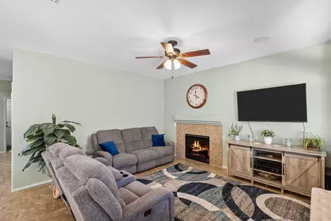 3218 Jonathan Ct, Lancaster, CA 93536 photo 22