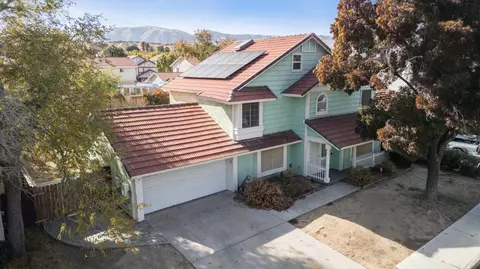 162 Avenue R2 E, Palmdale, CA 93550