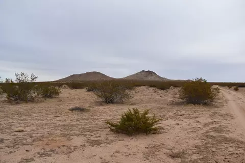 13000 Sandy Ave E, California City, CA 93505